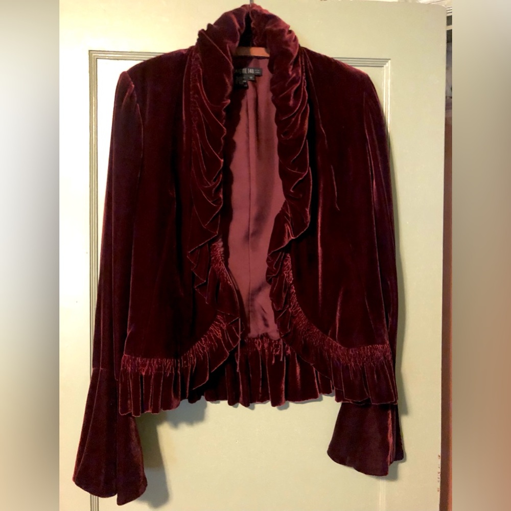 Sweet velour jacket, maroon, bell cuffs, ruffled collar, Sz 10, great condition!